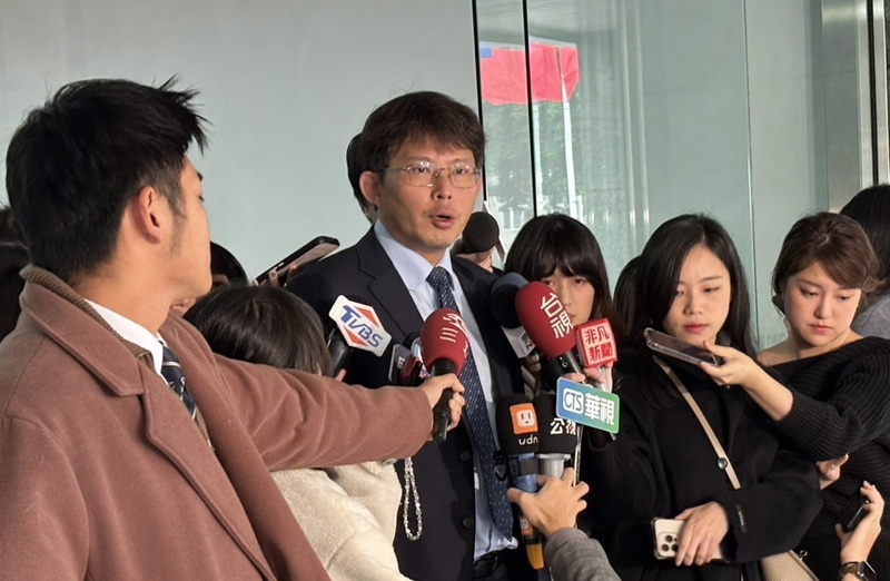 針對台北地方法院昨晚間裁定柯文哲再次收押禁見，民眾黨立委黃國昌批評收押悖離法律論理，完全無法接受。（中央社提供）