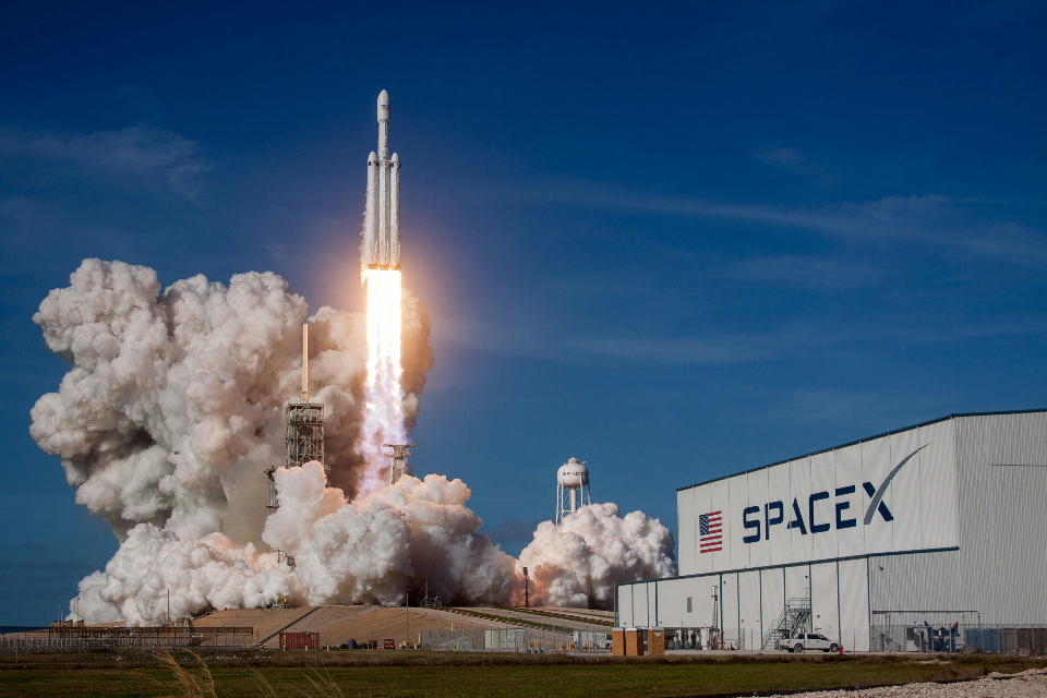 受夠加州新規 馬斯克宣布：X和SpaceX總部將遷至德州