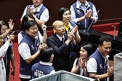 韓國瑜和江啟臣也參與覆議案投票 遭綠委嗆「議事不中立」