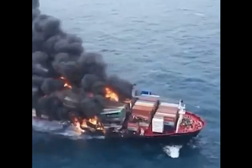 美國貨船遭飛彈擊中 葉門叛軍「青年運動」抗議以色列行為