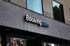 爆積欠款項 「Booking.com」遭日住宿業者集體提告！官方發聲明致歉