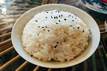 老一輩超執著「每餐要吃到白飯」？網點出米飯優點