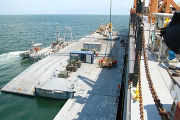 美軍為加薩打造「浮動碼頭」助人道救援 專家分析：也為台海演練